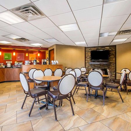 Rodeway Inn & Suites Clarksville Kültér fotó