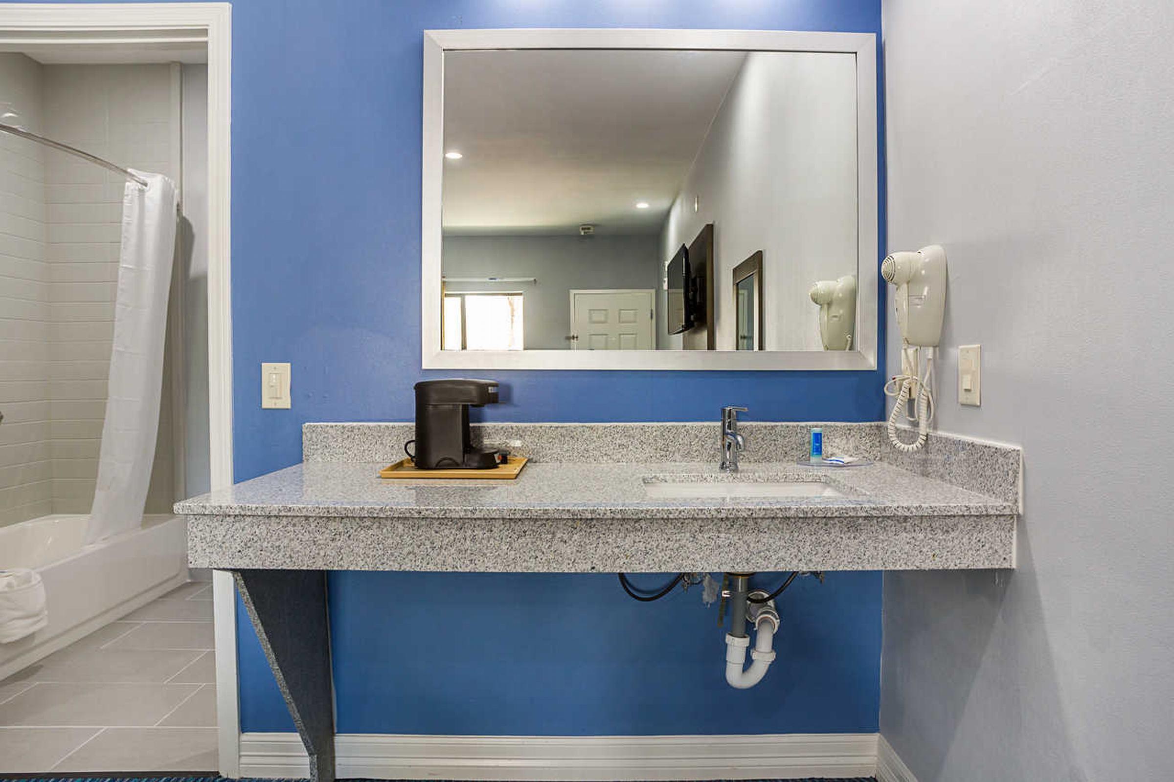 Rodeway Inn & Suites Clarksville Kültér fotó