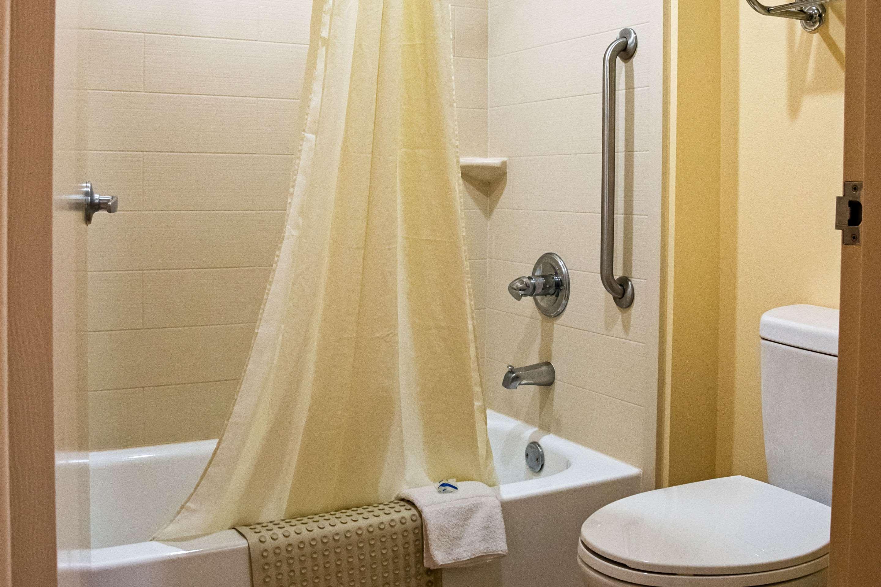 Rodeway Inn & Suites Clarksville Kültér fotó