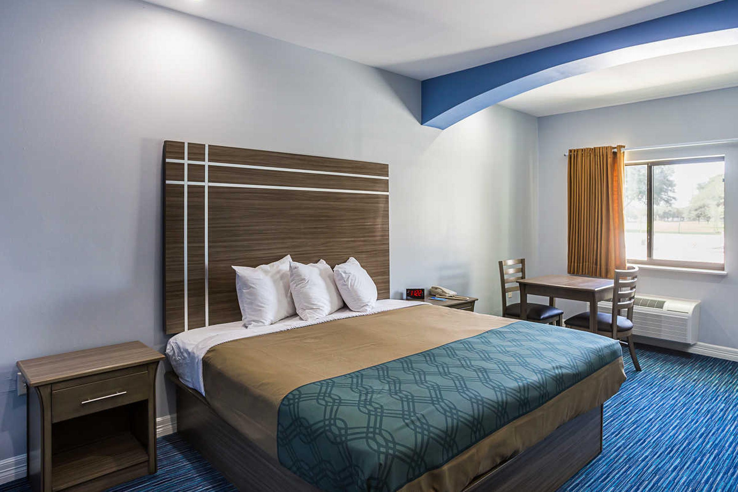 Rodeway Inn & Suites Clarksville Kültér fotó