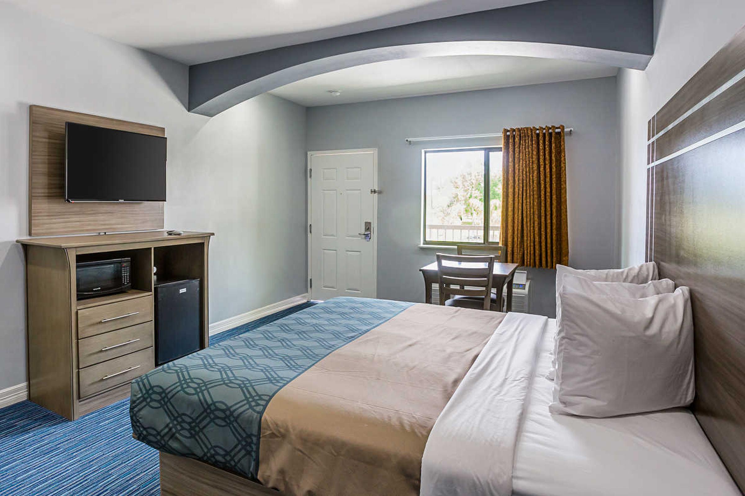 Rodeway Inn & Suites Clarksville Kültér fotó