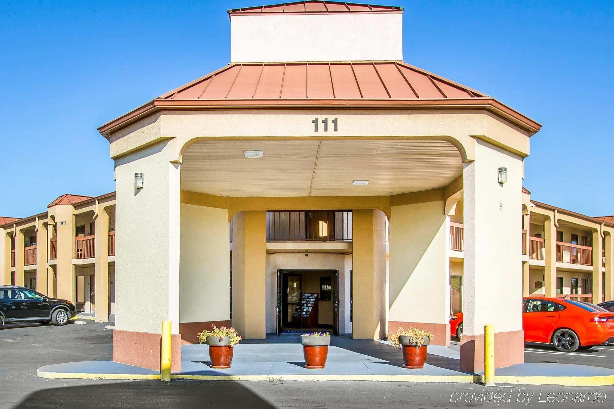 Rodeway Inn & Suites Clarksville Kültér fotó
