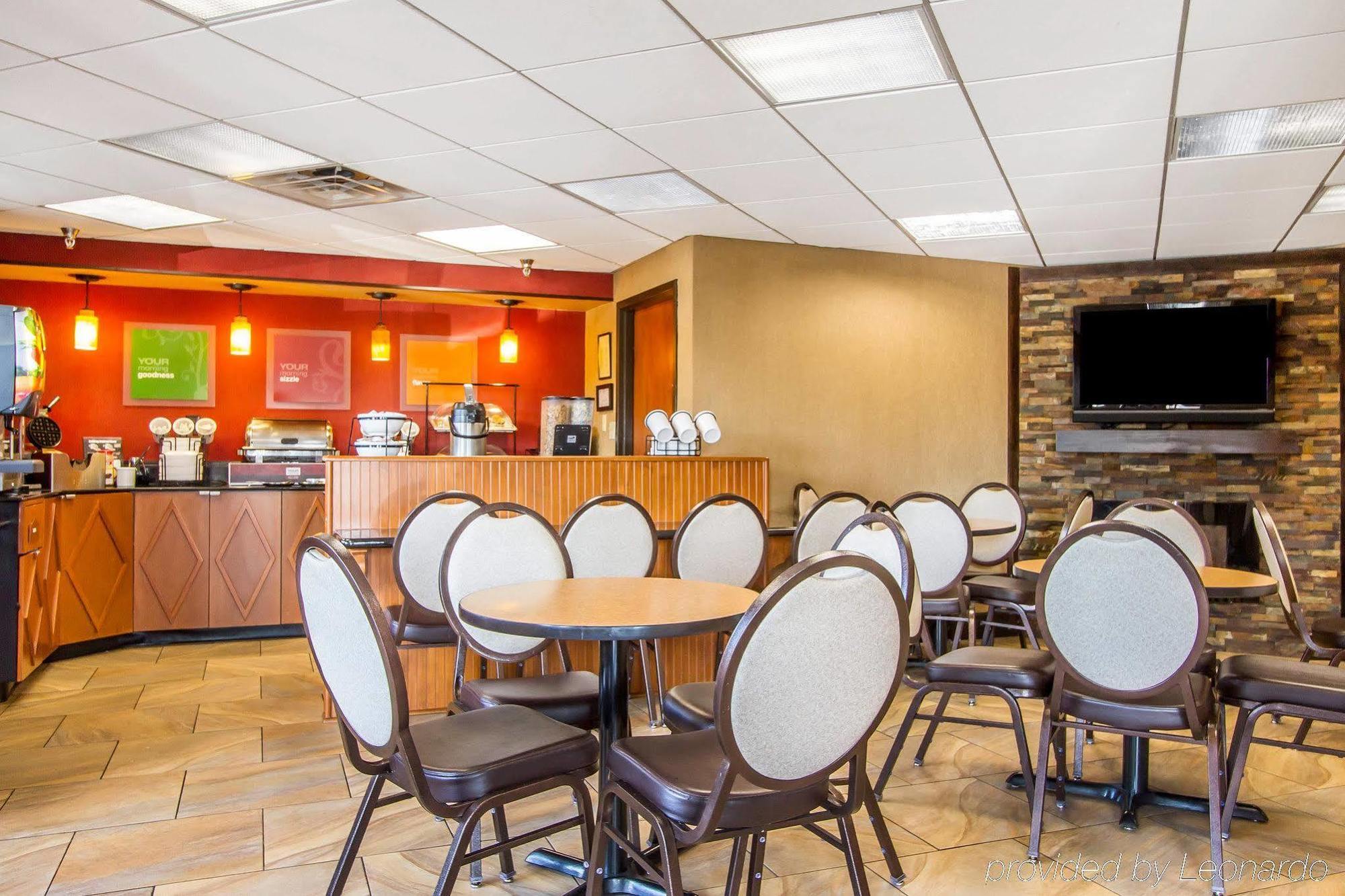 Rodeway Inn & Suites Clarksville Kültér fotó